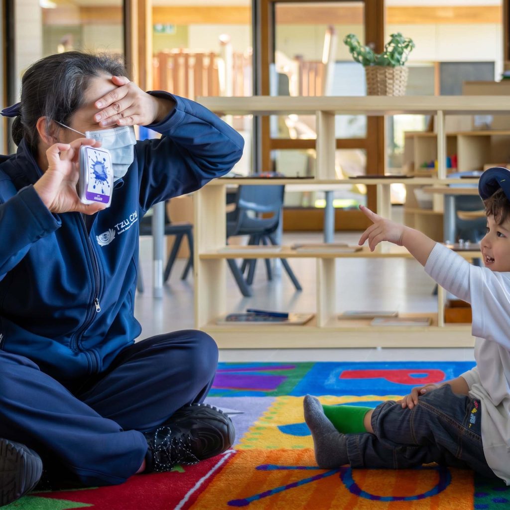 Tzu Chi classroom learning through play